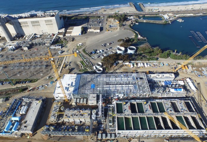 How much does a water desalination plant cost